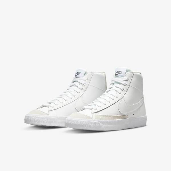 Buty Do Koszykówki Dziecięce Nike Blazer Mid 77 Older Białe Głęboka Brązowe Białe | NK089HBF