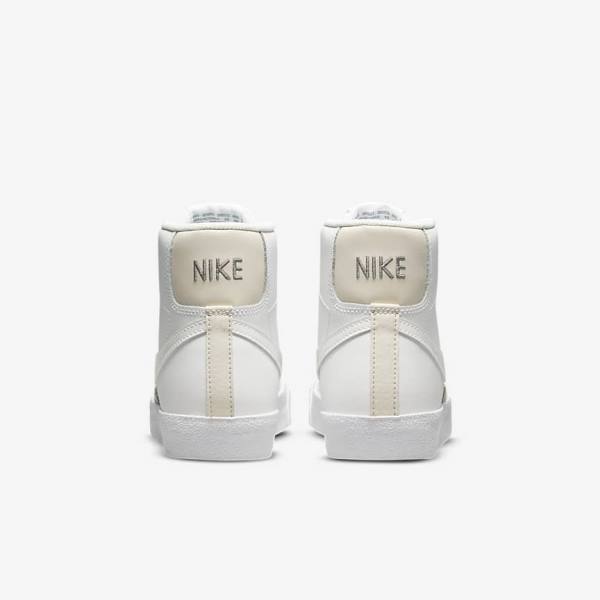 Buty Do Koszykówki Dziecięce Nike Blazer Mid 77 Older Białe Głęboka Brązowe Białe | NK089HBF