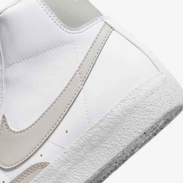 Buty Do Koszykówki Dziecięce Nike Blazer Mid 77 SE Older Białe Głęboka Beżowe | NK657IEW