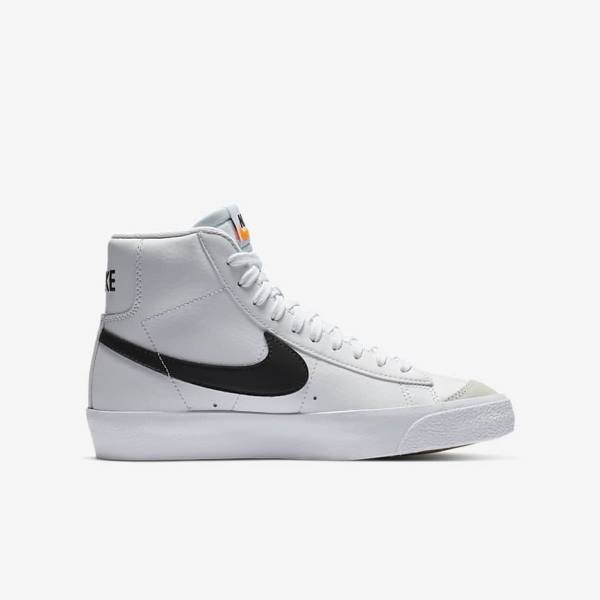 Buty Do Koszykówki Dziecięce Nike Blazer Mid 77 Older Białe Pomarańczowe Czarne | NK750EPR