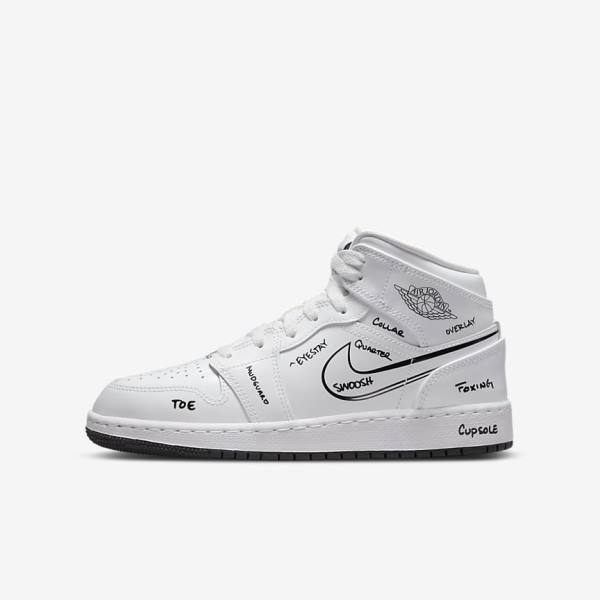 Buty Jordan Dziecięce Nike Air Jordan 1 Mid Older Białe Czarne | NK396UZB