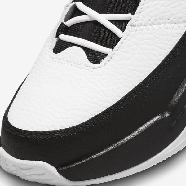 Buty Jordan Dziecięce Nike Jordan Max Aura 3 Older Białe Czarne Czerwone | NK257XAF