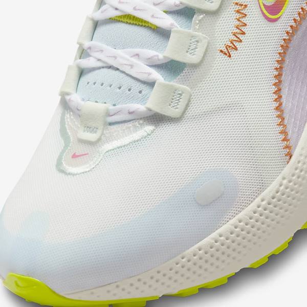 Buty do Biegania Damskie Nike React Escape Run Szosowe Białe Zielone Kolorowe | NK578EPW