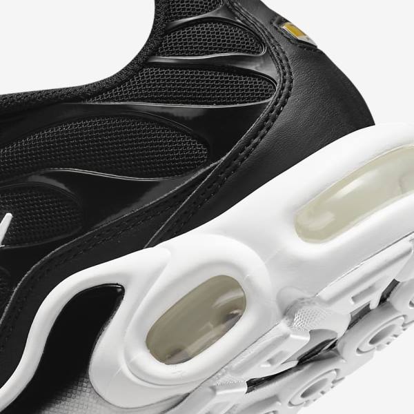 Trampki Damskie Nike Air Max Plus Czarne Białe | NK305WEA