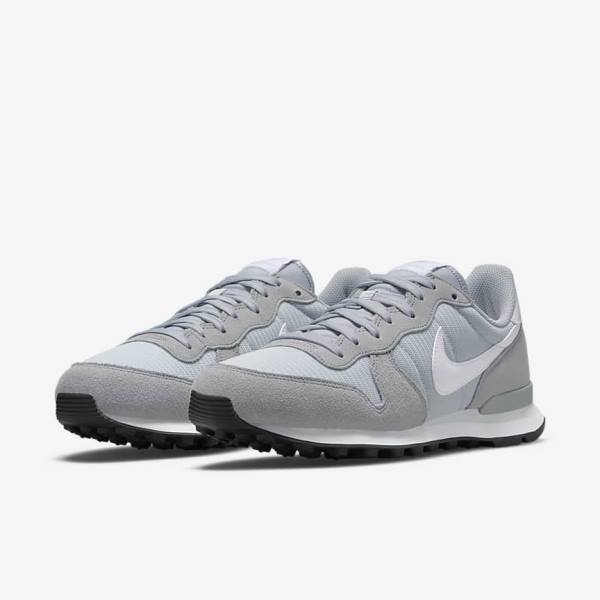 Trampki Damskie Nike Internationalist Szare Platyna Czarne Białe | NK273HUJ