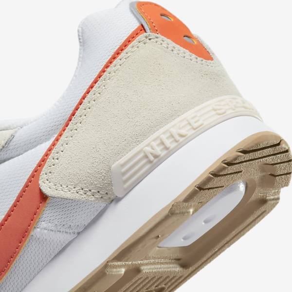 Trampki Damskie Nike Venture Runner Białe Czarne Pomarańczowe | NK586QHD