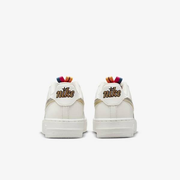 Trampki Dziecięce Nike Air Force 1 LV8 Older Białe Różowe Metal Niebieskie Szare | NK853SVN