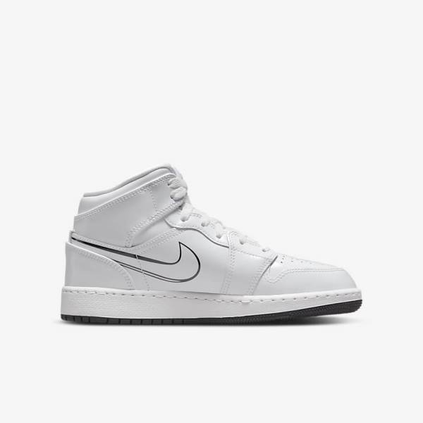 Trampki Dziecięce Nike Air Jordan 1 Mid Older Białe Czarne | NK075KYE