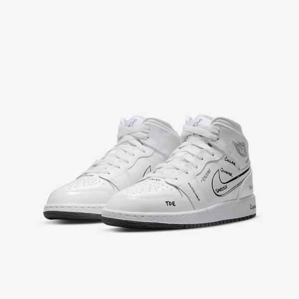 Trampki Dziecięce Nike Air Jordan 1 Mid Older Białe Czarne | NK075KYE