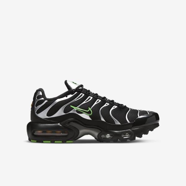 Trampki Dziecięce Nike Air Max Plus Older Czarne Zielone Metal Srebrne Czarne | NK345CLI