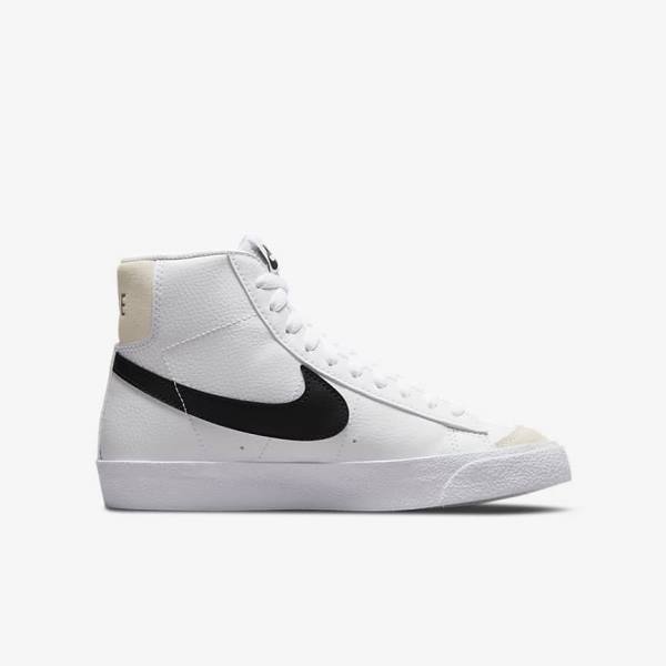 Trampki Dziecięce Nike Blazer Older Białe Czarne | NK857OAZ