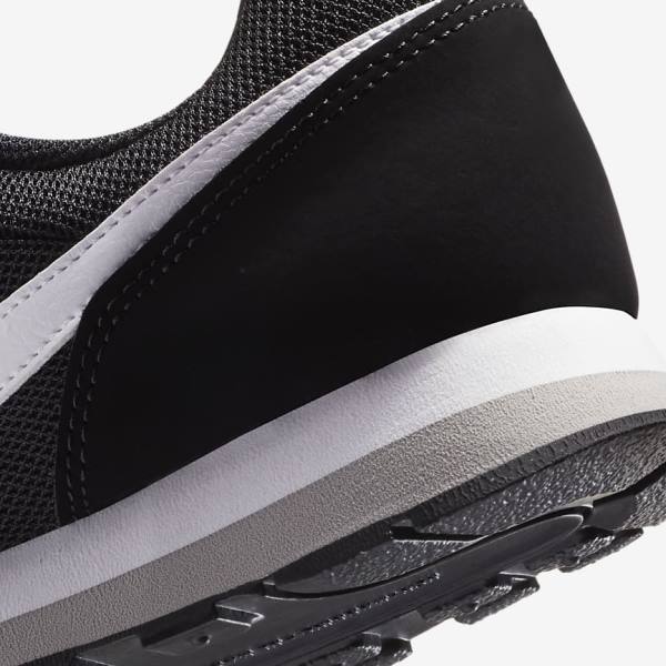 Trampki Dziecięce Nike MD Runner 2 Older Czarne Szare Białe | NK096FGM