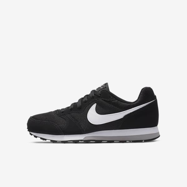 Trampki Dziecięce Nike MD Runner 2 Older Czarne Szare Białe | NK096FGM