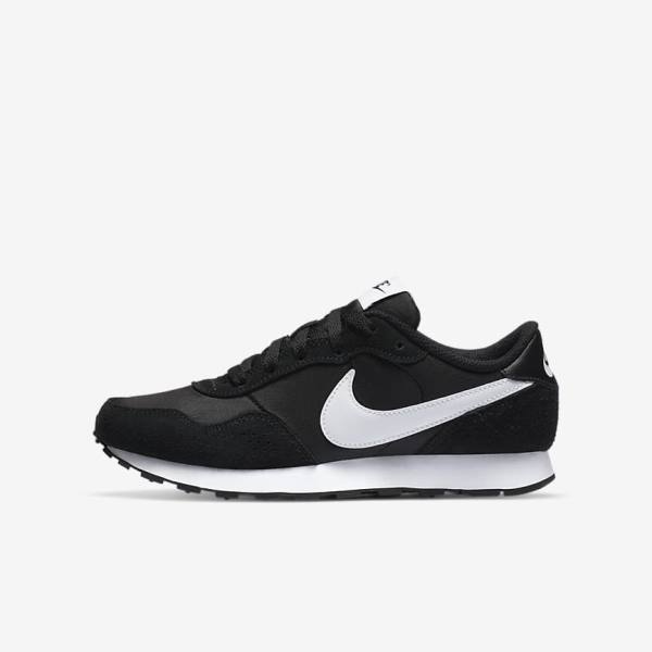 Trampki Dziecięce Nike MD Valiant Older Czarne Białe | NK172SEI