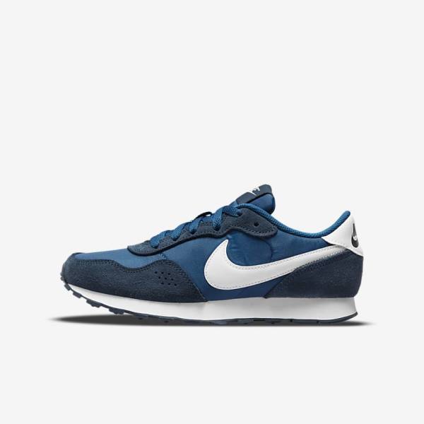 Trampki Dziecięce Nike MD Valiant Older Granatowe Białe | NK916CXN