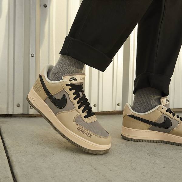 Trampki Męskie Nike Air Force 1 GTX Khaki Białe Czarne | NK436WMC