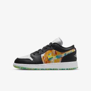 Trampki Dziecięce Nike Air Jordan 1 Low SE Older Czarne Pomarańczowe Białe | NK425VKS